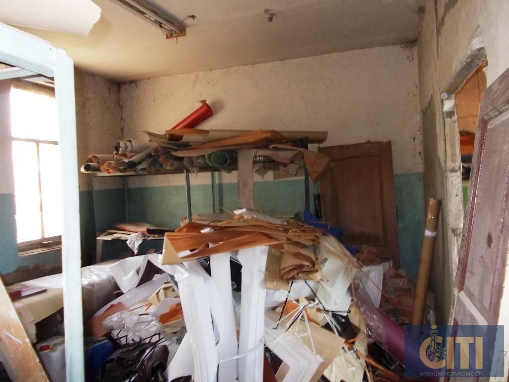 Виробниче приміщення, район музичної ф-ки, 365 м2