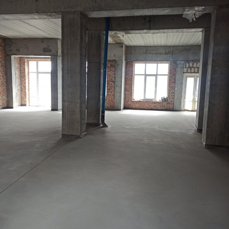 Комерційне приміщення в новобудові, 165 м2