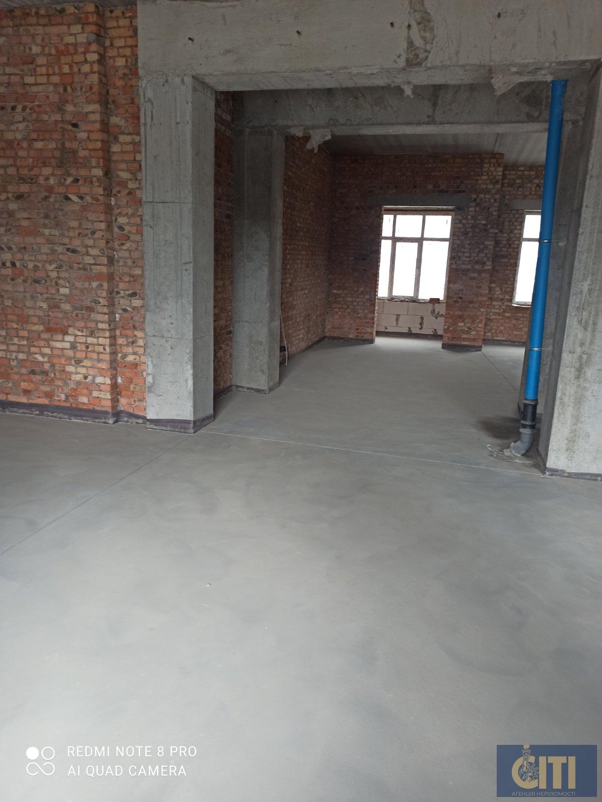 Комерційне приміщення в новобудові, 165 м2