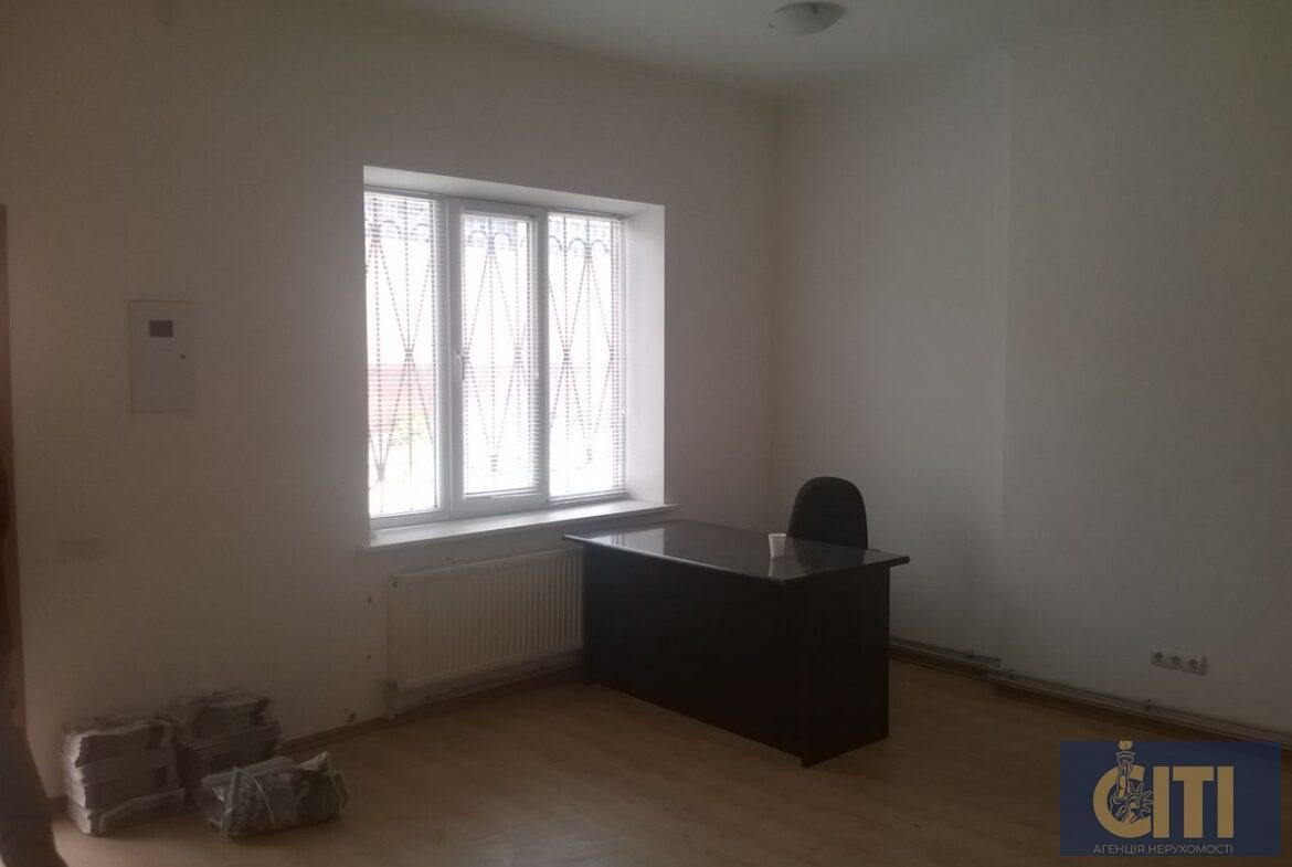 Офісне приміщення в центральній частині міста, 41 м2