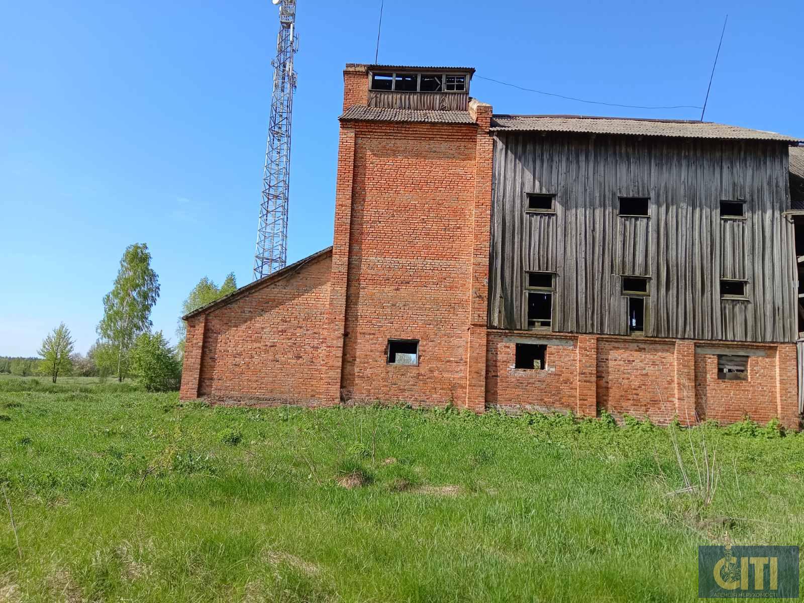 Продам будівлю хмелесушки 1400 кв.м.