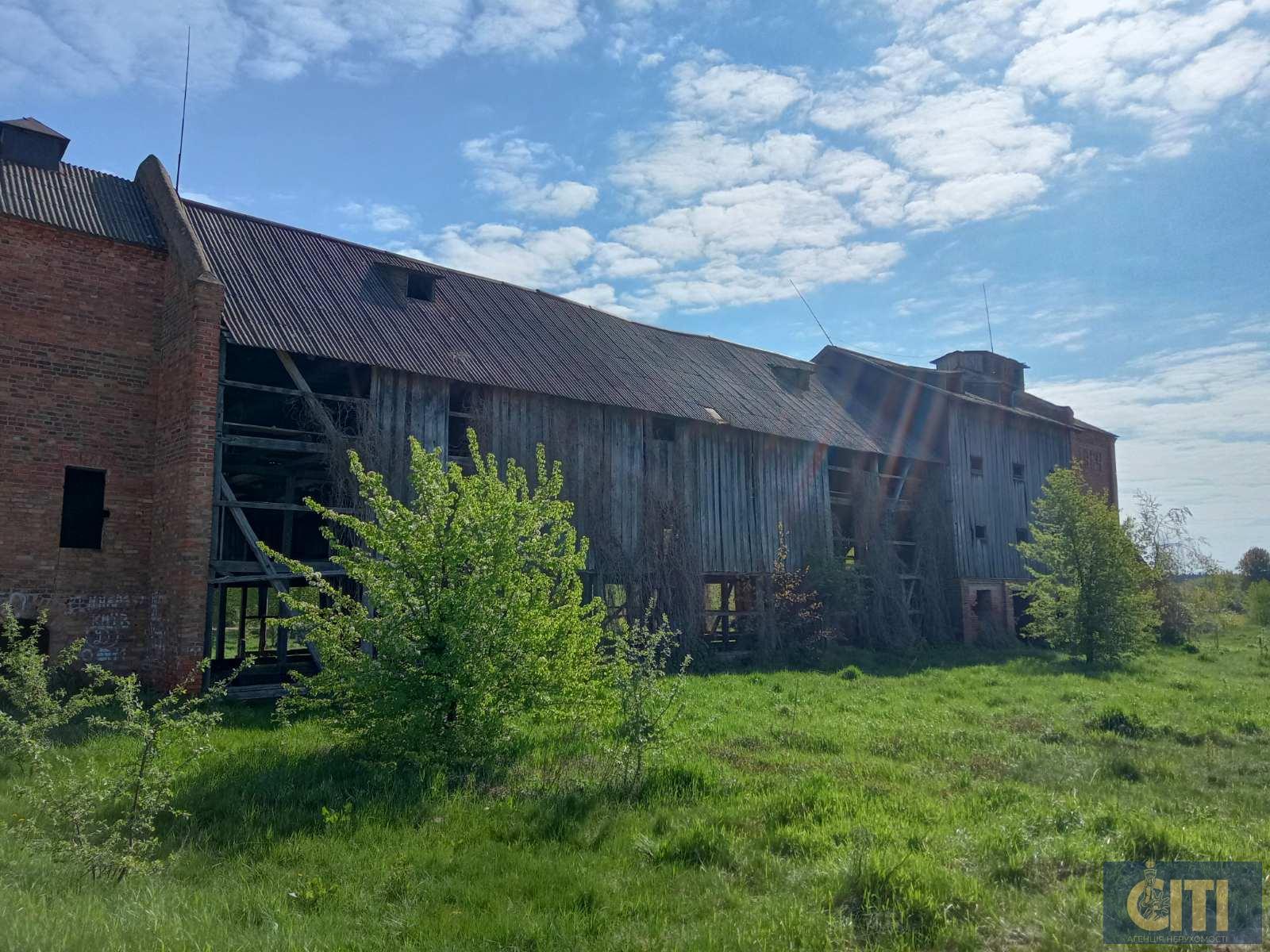 Продам будівлю хмелесушки 1400 кв.м.