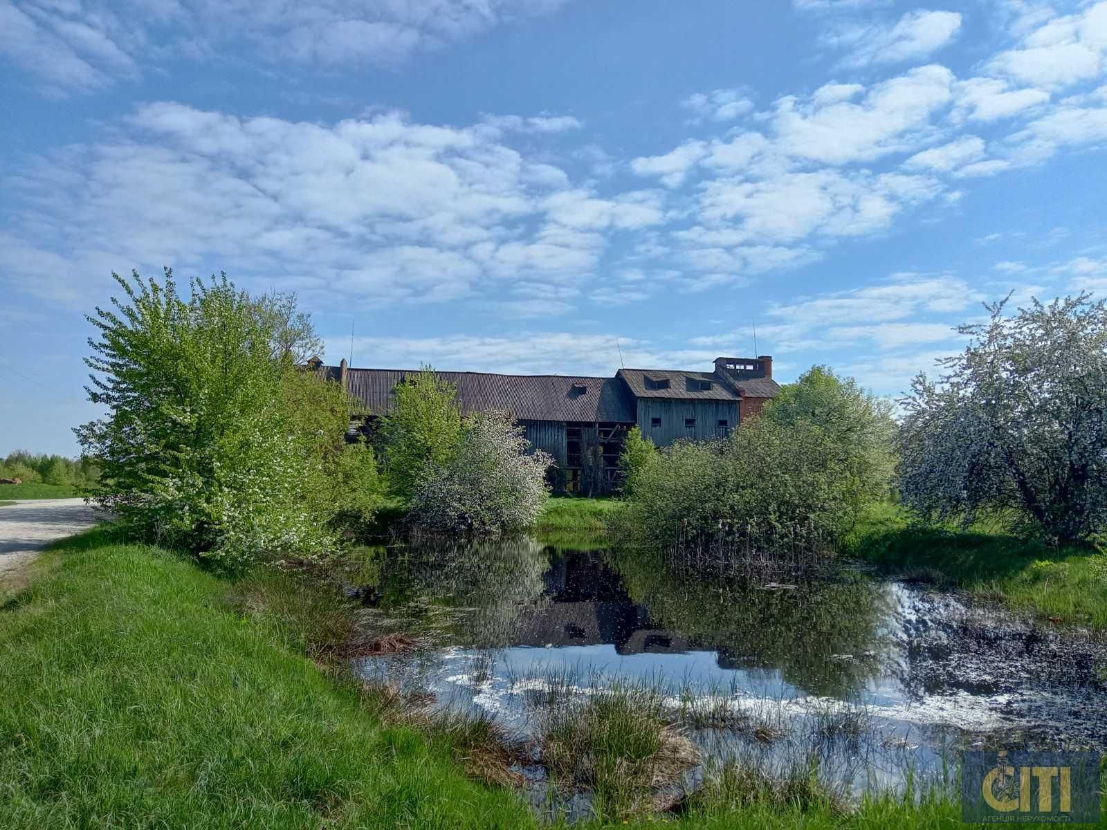 Продам будівлю хмелесушки 1400 кв.м.