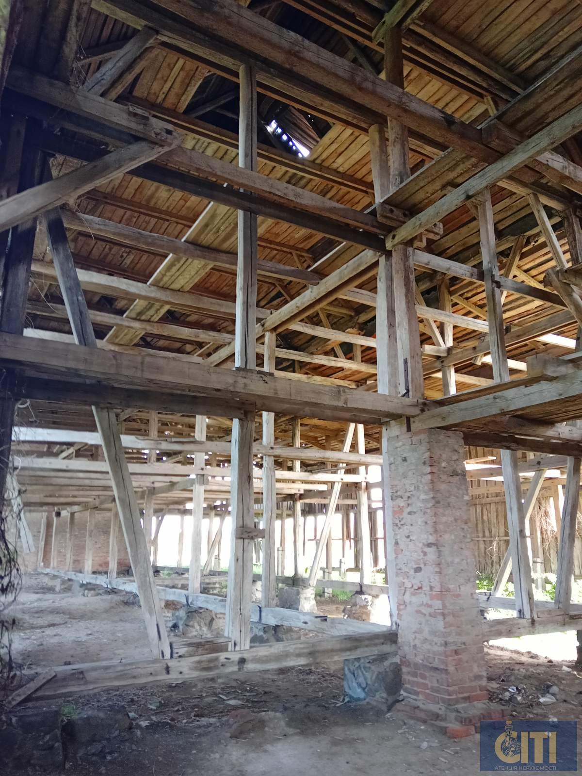 Продам будівлю хмелесушки 1400 кв.м.