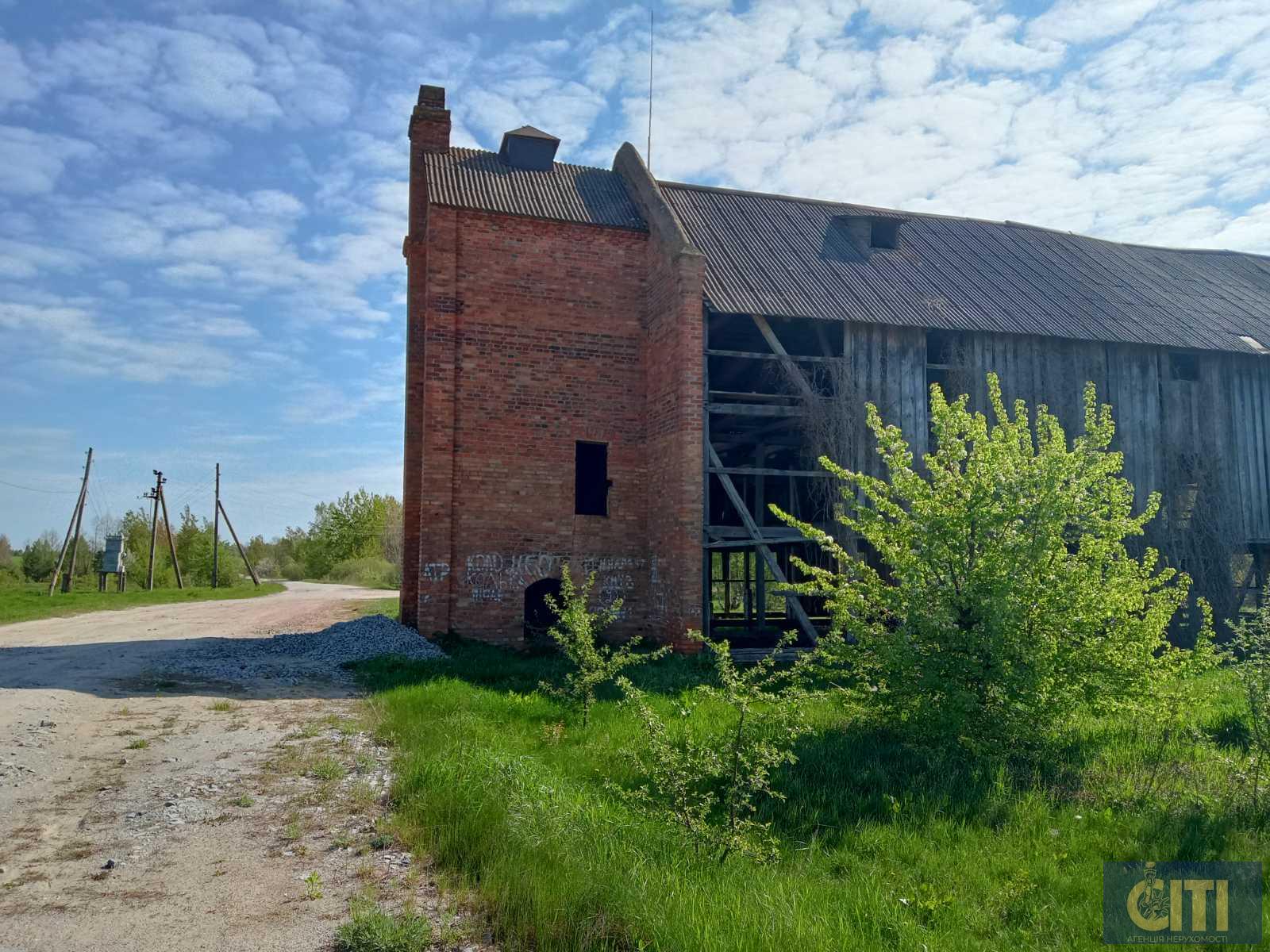 Продам будівлю хмелесушки 1400 кв.м.