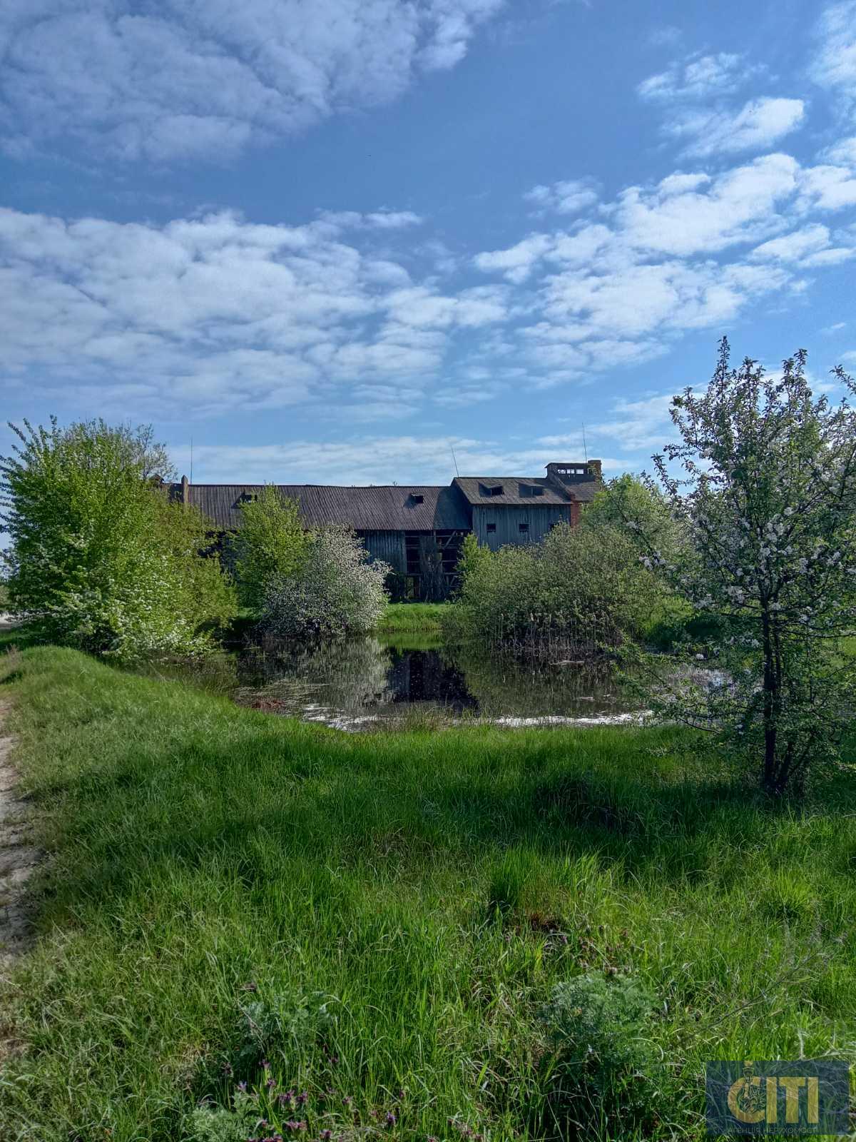 Продам будівлю хмелесушки 1400 кв.м.