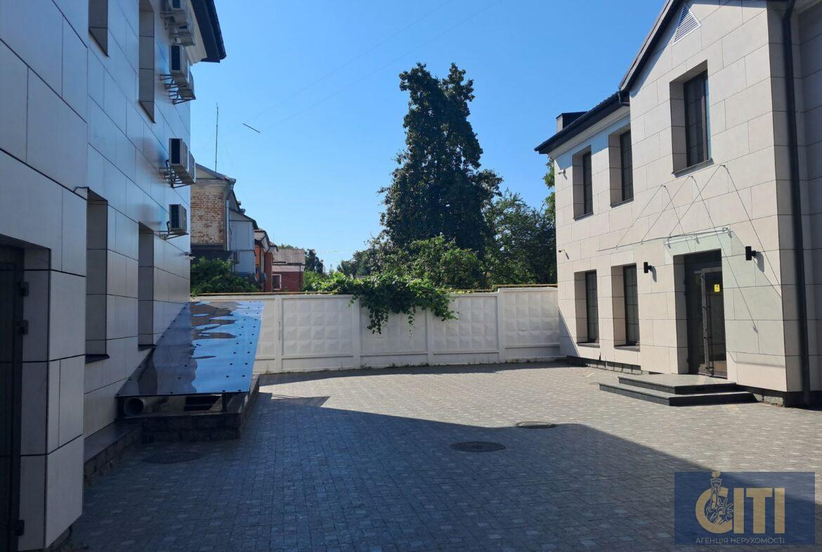 Оренда приміщення в центрі міста, район вул. Ольжича/Победи 160кв.м.