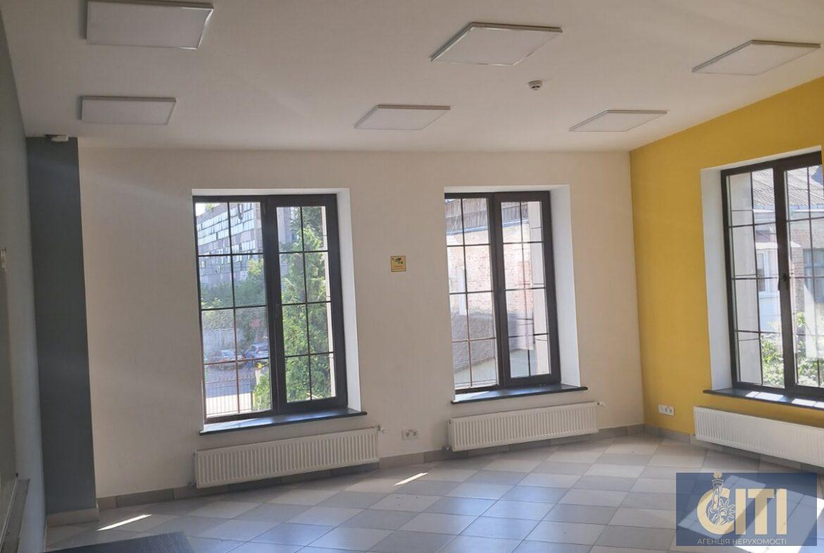 Оренда приміщення в центрі міста, район вул. Ольжича/Победи 160кв.м.