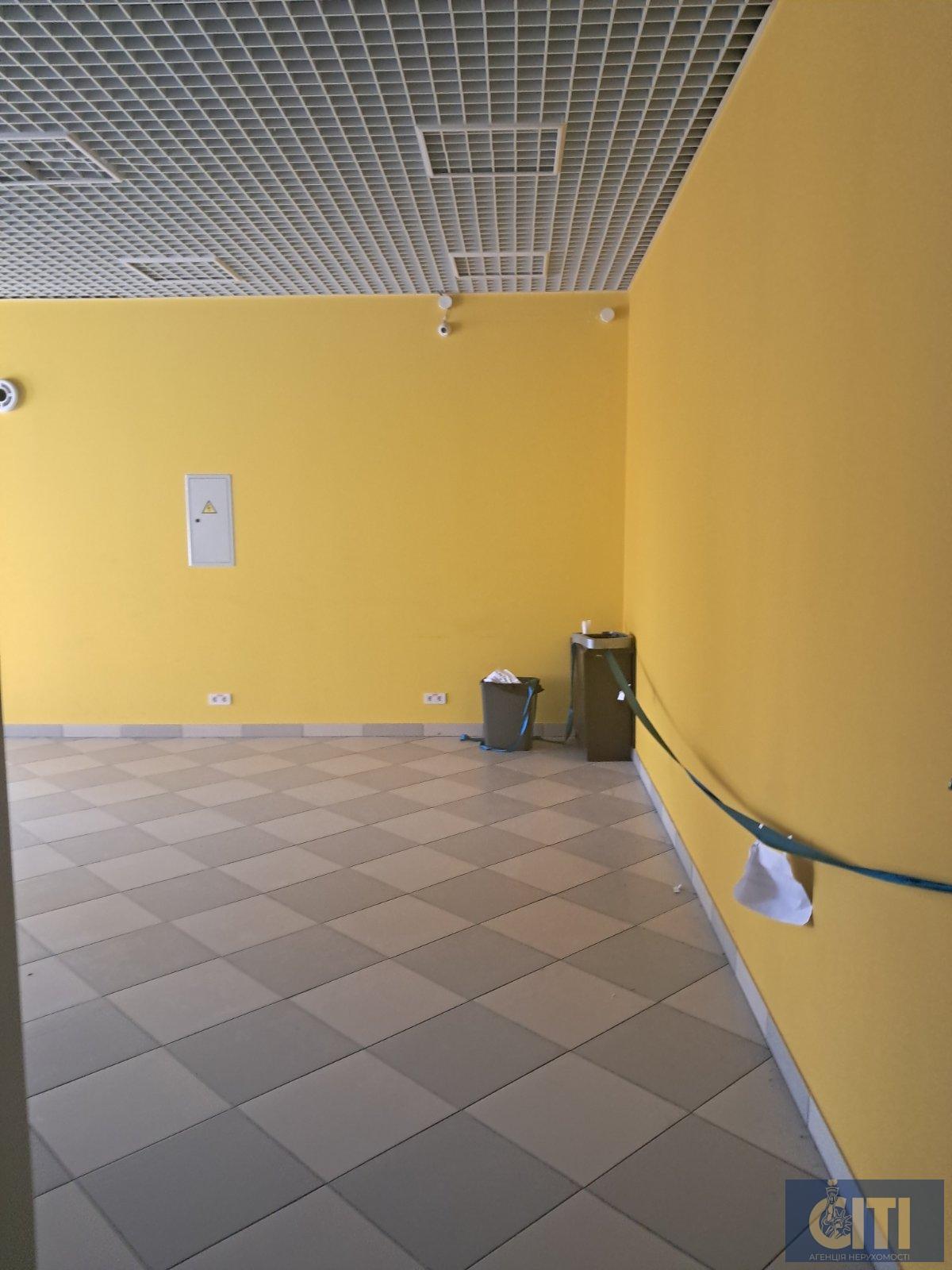 Оренда приміщення в центрі міста, район вул. Ольжича/Победи 160кв.м.