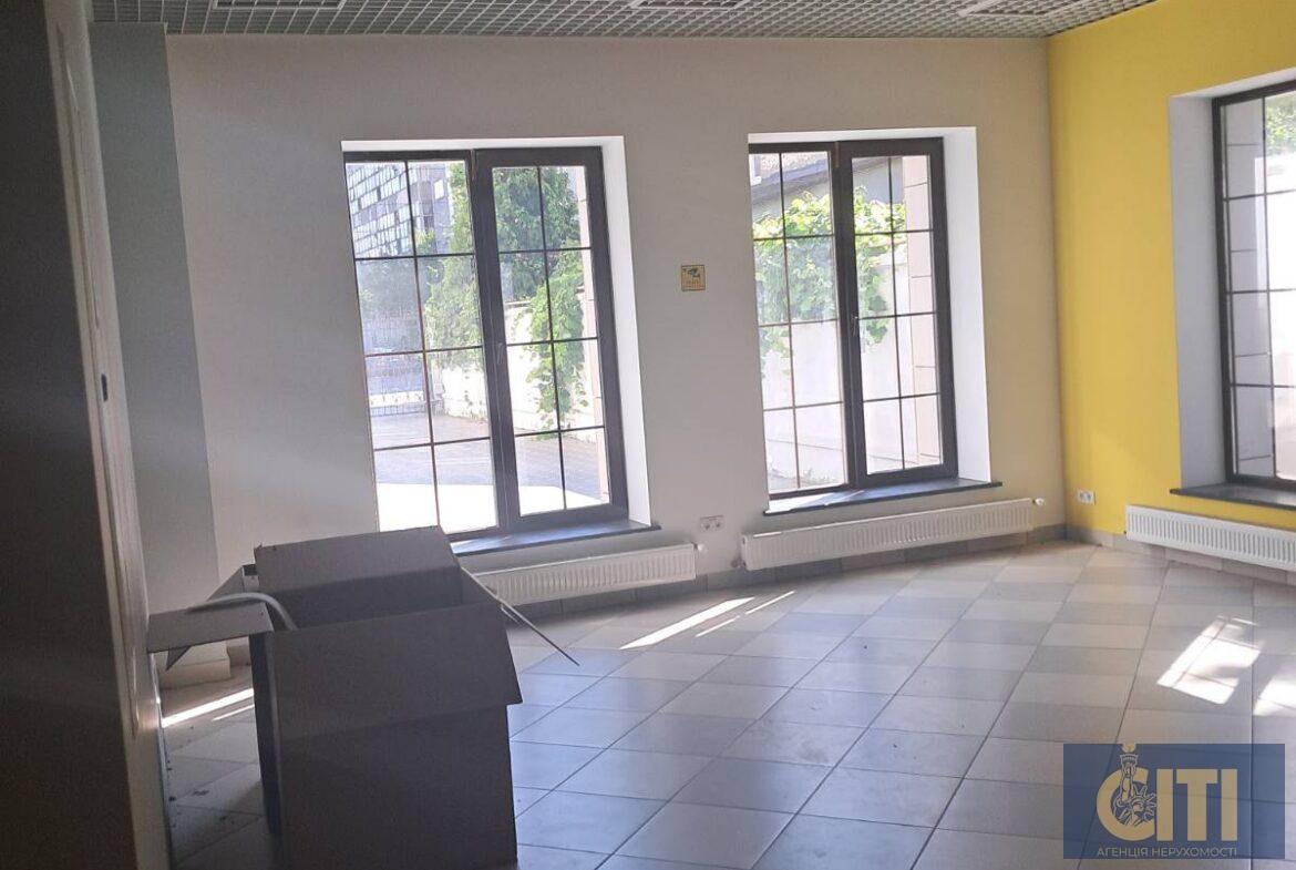Оренда приміщення в центрі міста, район вул. Ольжича/Победи 160кв.м.