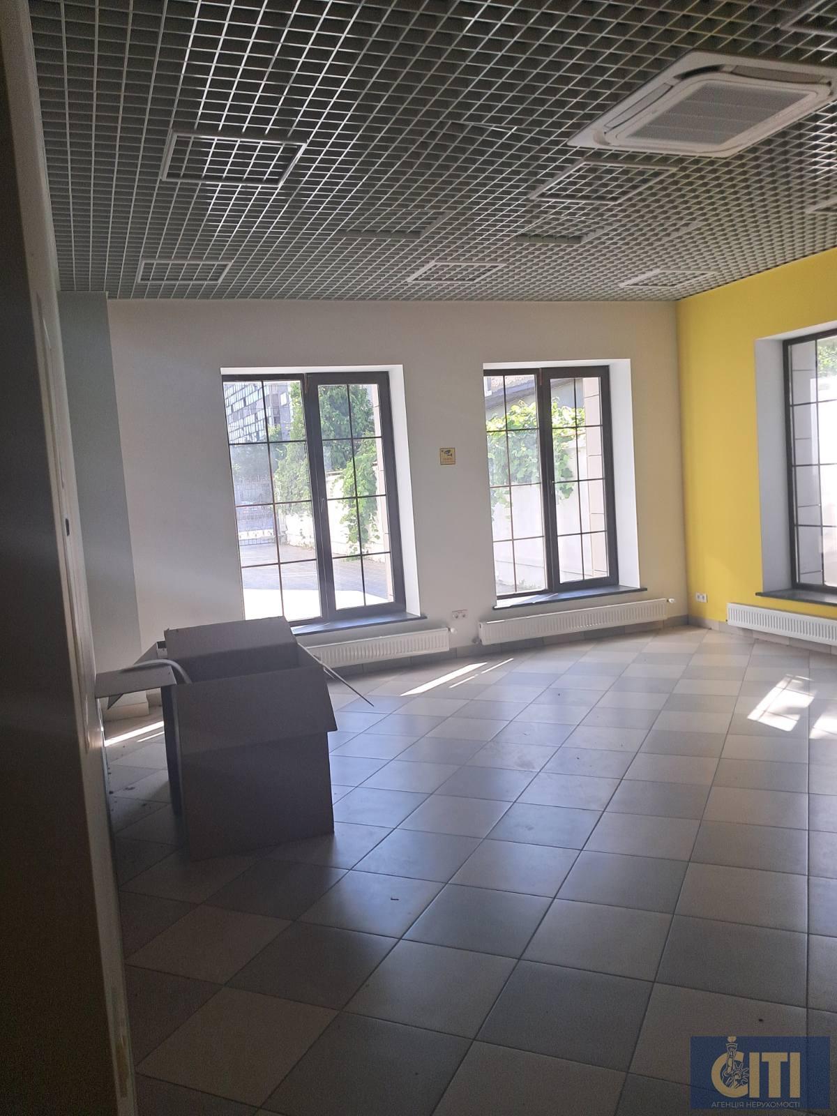 Оренда приміщення в центрі міста, район вул. Ольжича/Победи 160кв.м.