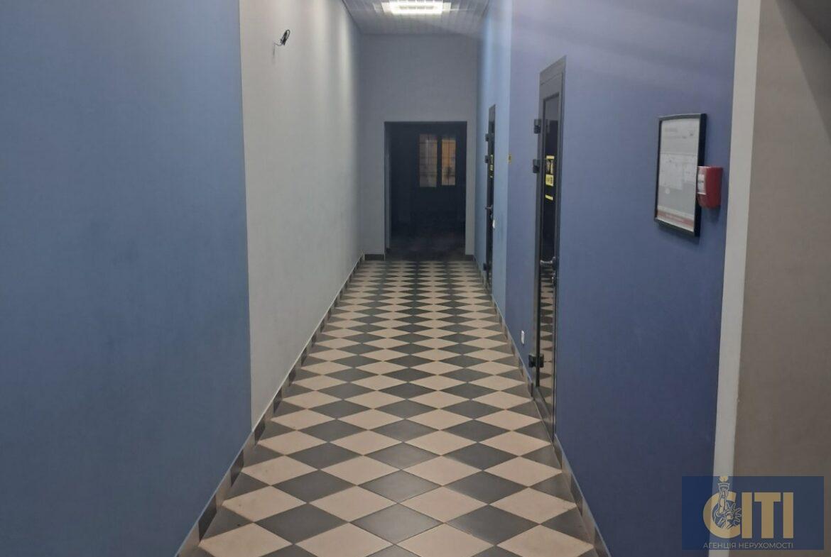 Оренда приміщення в центрі міста, район вул. Ольжича/Победи 160кв.м.