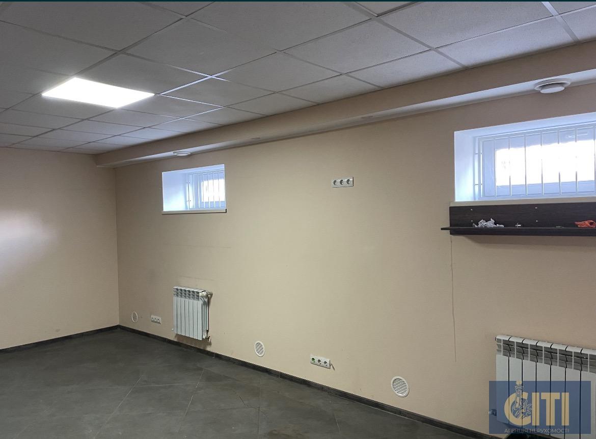 Приміщення магазину, район ТРЦ “Глобал UA”, 65 м²