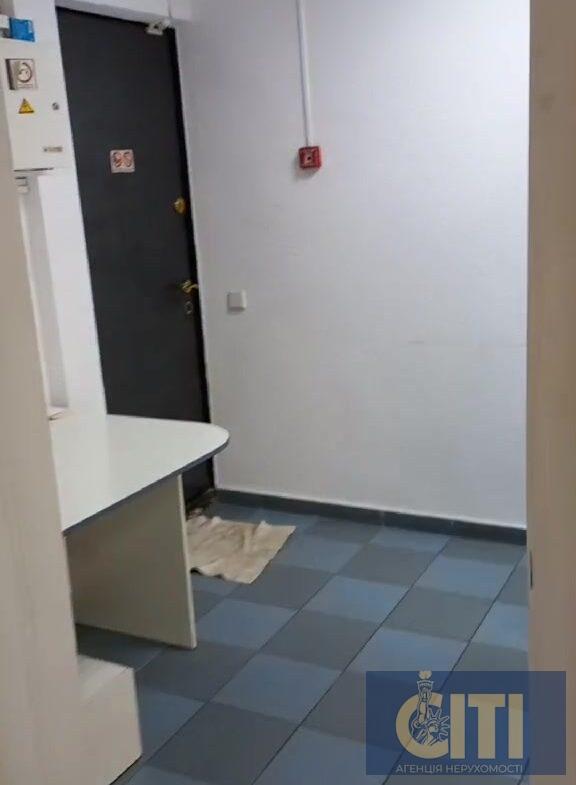 Магазин по вул.Хлібна (Житній ринок), 60 кв.м.