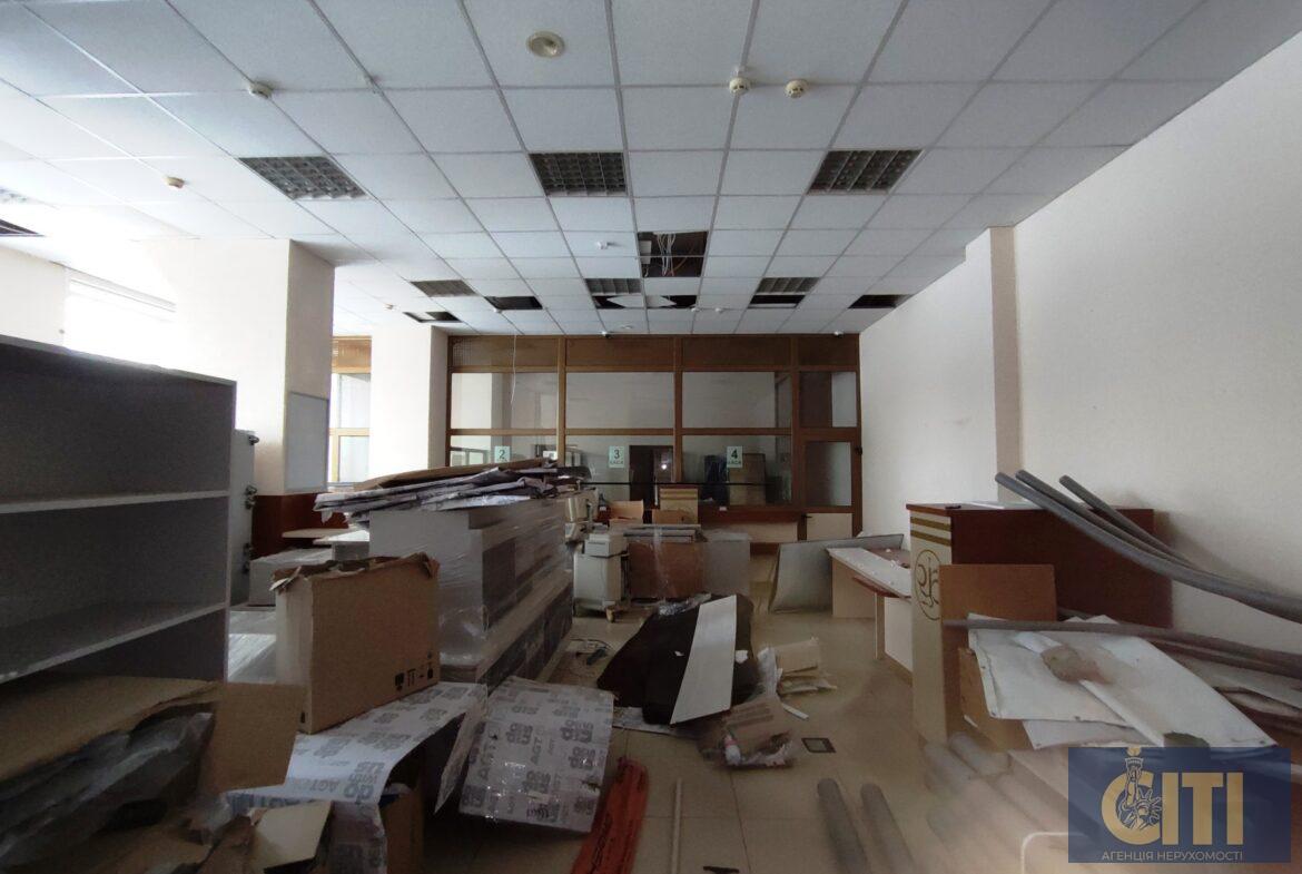 Комерційне приміщення, в центрі (к-р Жовтень), 360 кв.м.