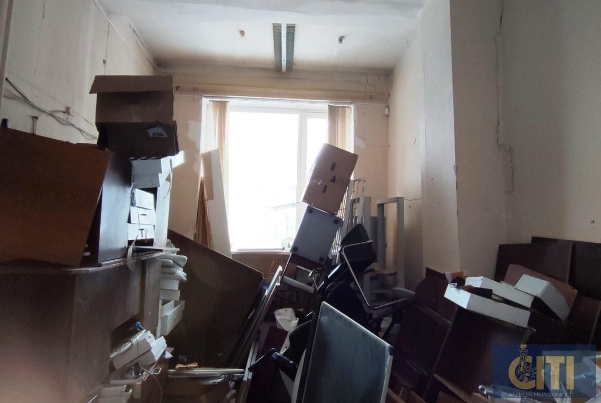 Комерційне приміщення, в центрі (к-р Жовтень), 360 кв.м.