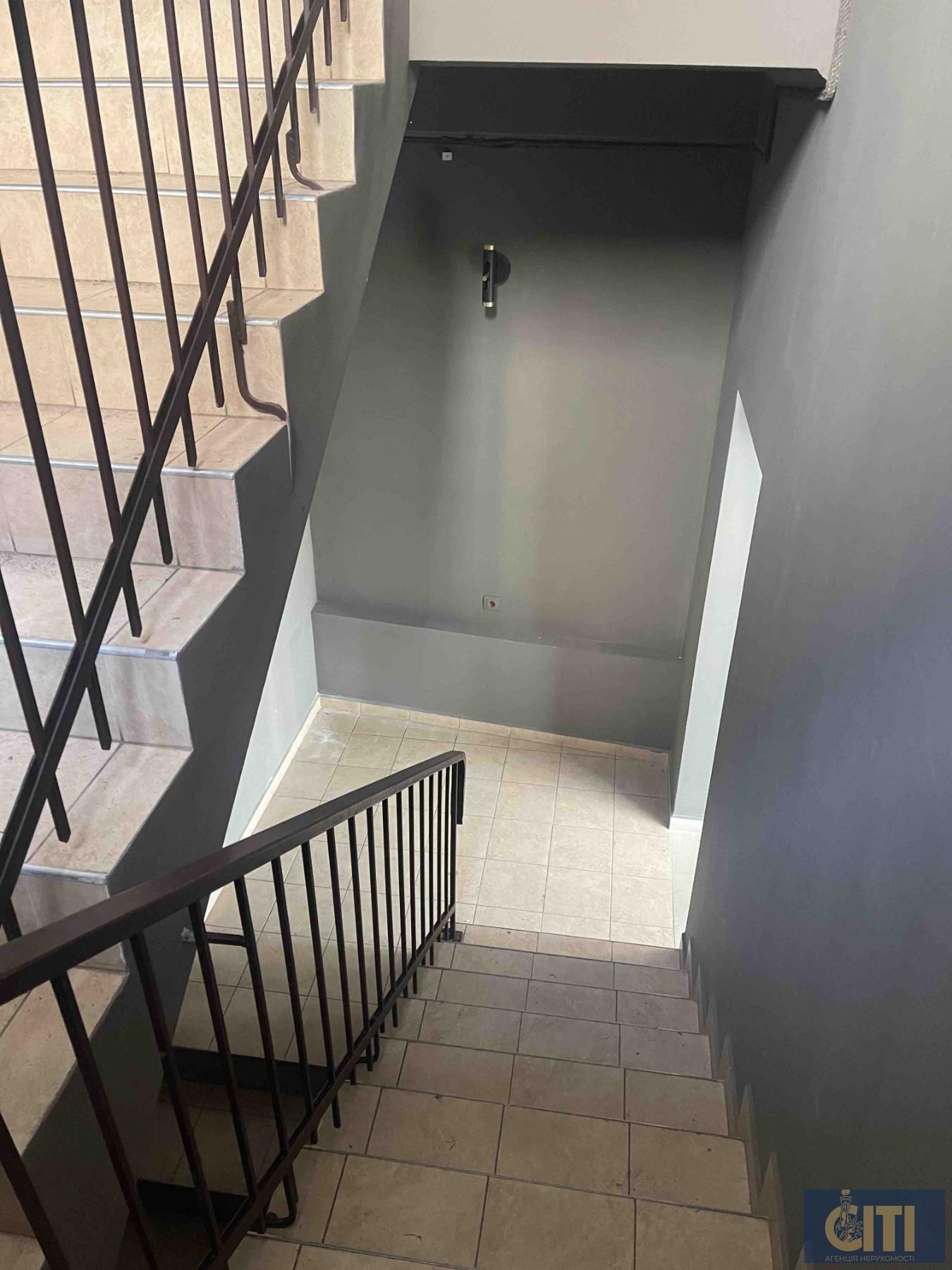 Приміщення в самому центрі по вул.Київській, 180 м2