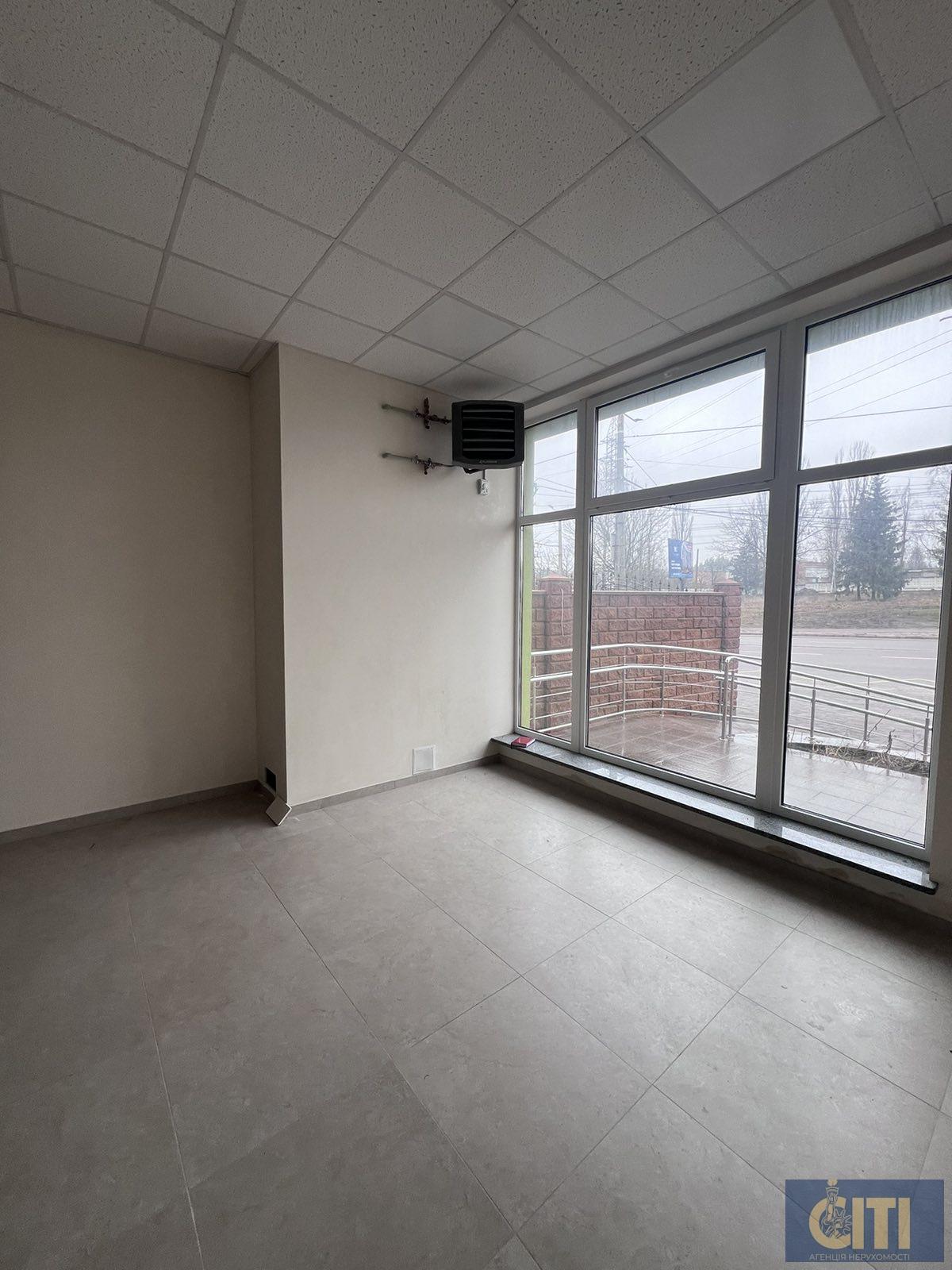 Аренда коммерческой недвижимости на улице Чудновская, 410 кв.м. Оренда комерційної нерухомості на вулиці Чуднівська, 410 кв.м.