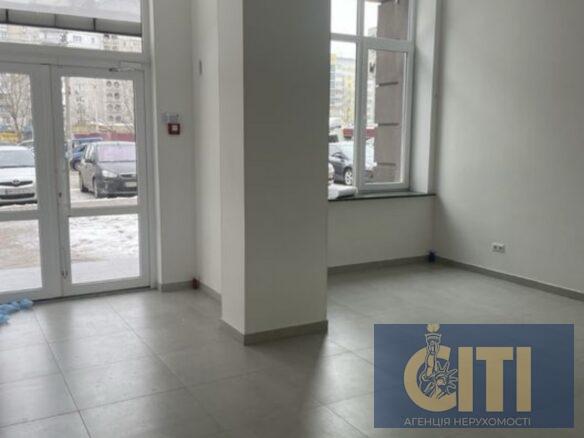 Оренда приміщення в сучасному житловому комплексі, вул. Євгена Рихлика, 83 м2