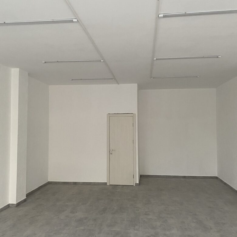 Здається в оренду приміщення на 3 пов, 54 м2