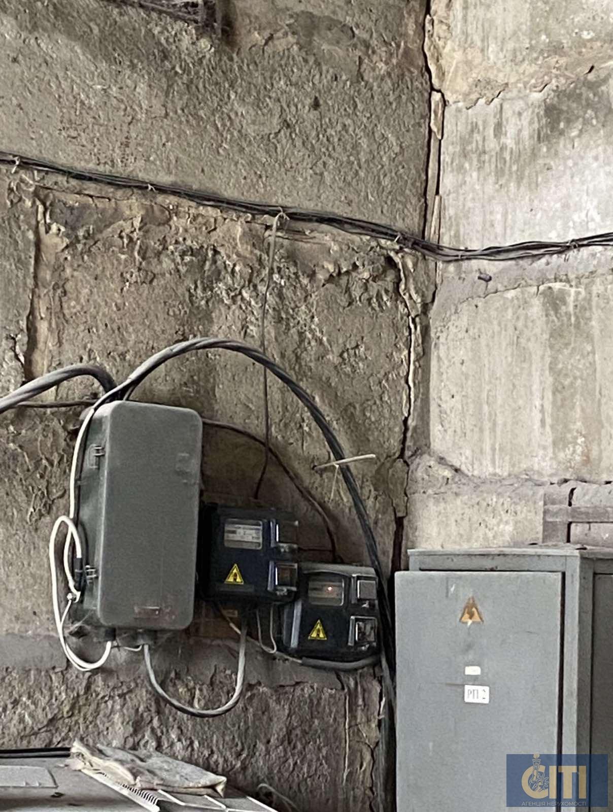 Сдается в аренду помещение СТО, 140 кв.м Здається в оренду приміщення СТО, 140 кв.м