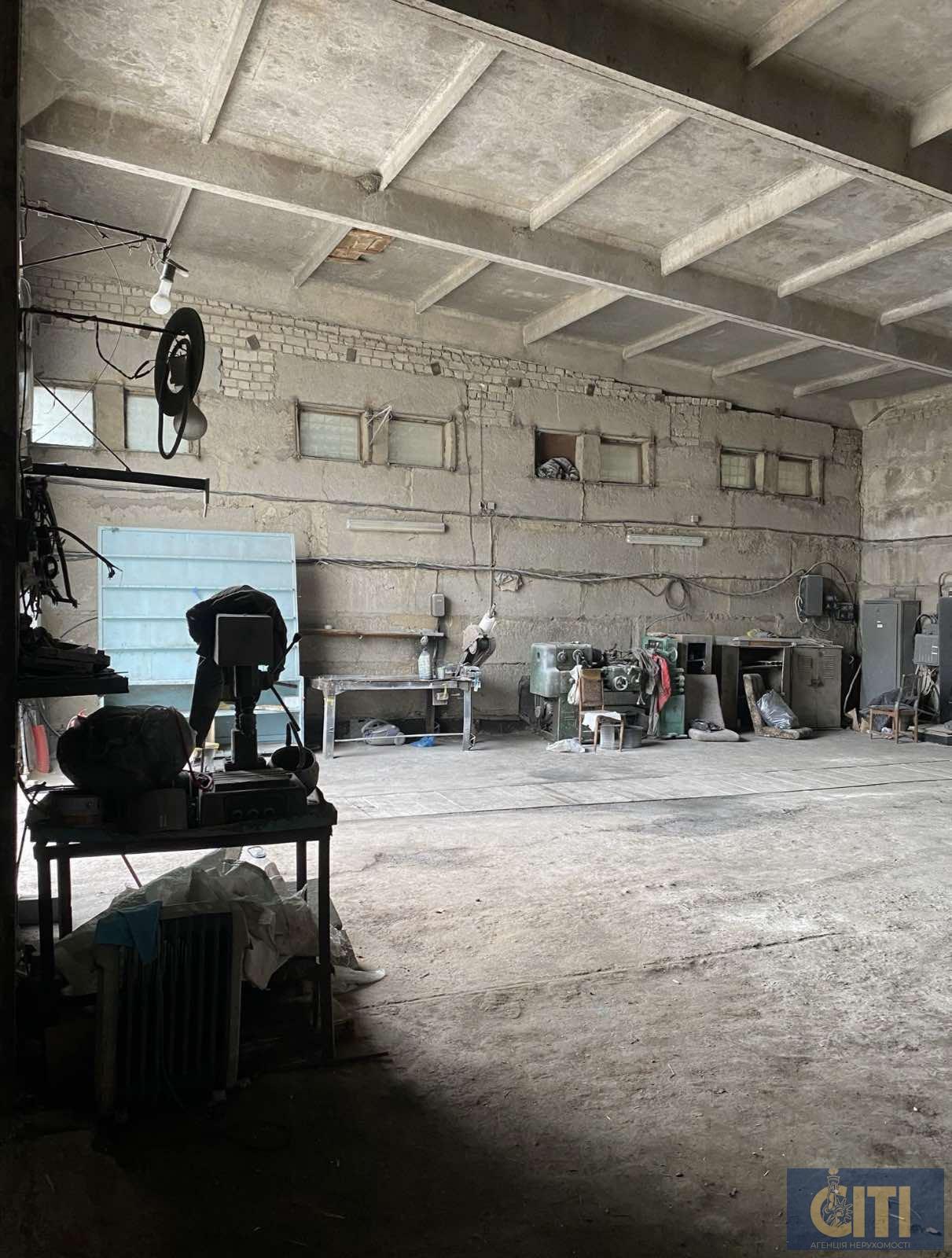 Сдается в аренду помещение СТО, 140 кв.м Здається в оренду приміщення СТО, 140 кв.м