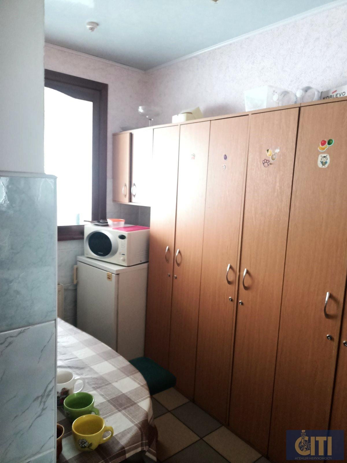 Здам в оренду салон краси в центральній частині міста по вул. Східна, 120 м²