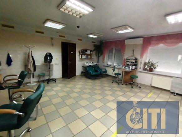 Здам в оренду салон краси в центральній частині міста по вул. Східна, 120 м²