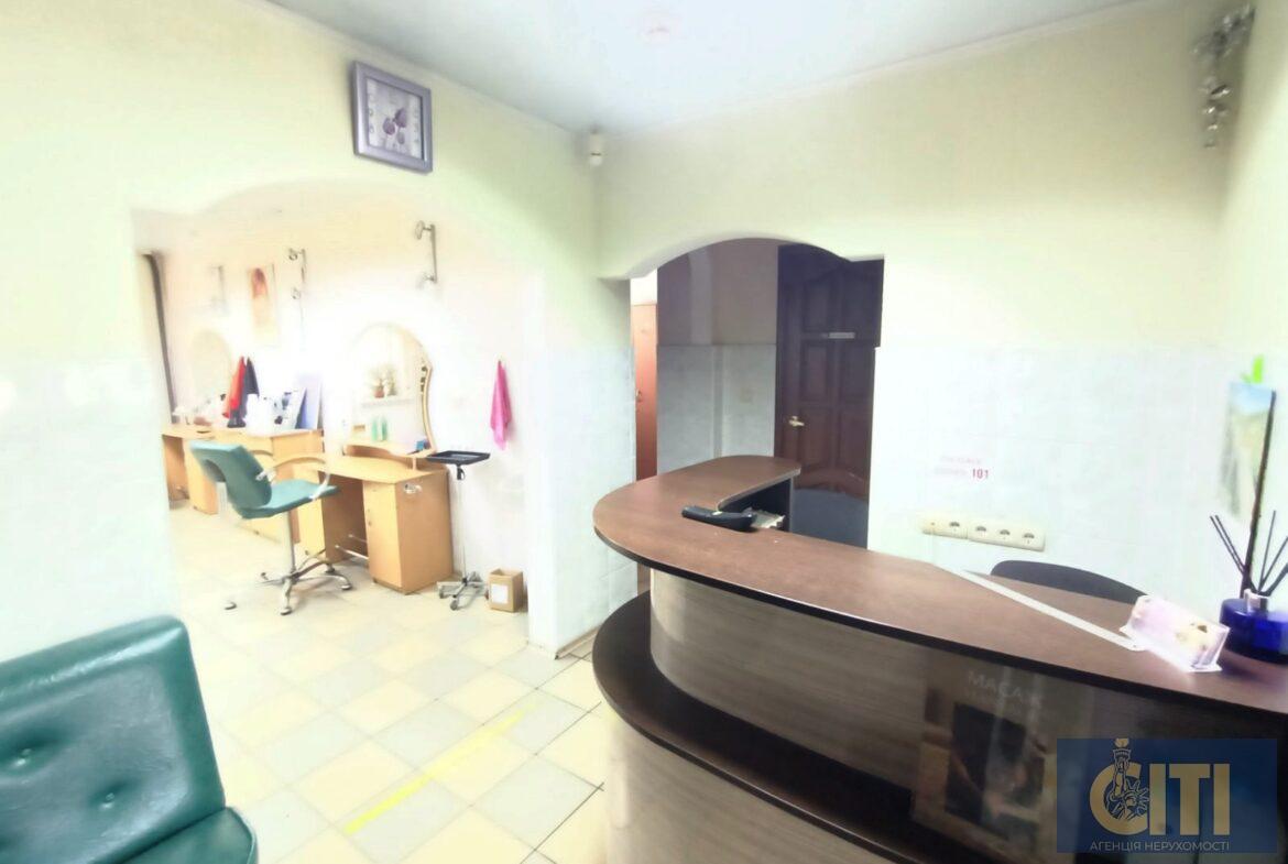 Здам в оренду салон краси в центральній частині міста по вул. Східна, 120 м²