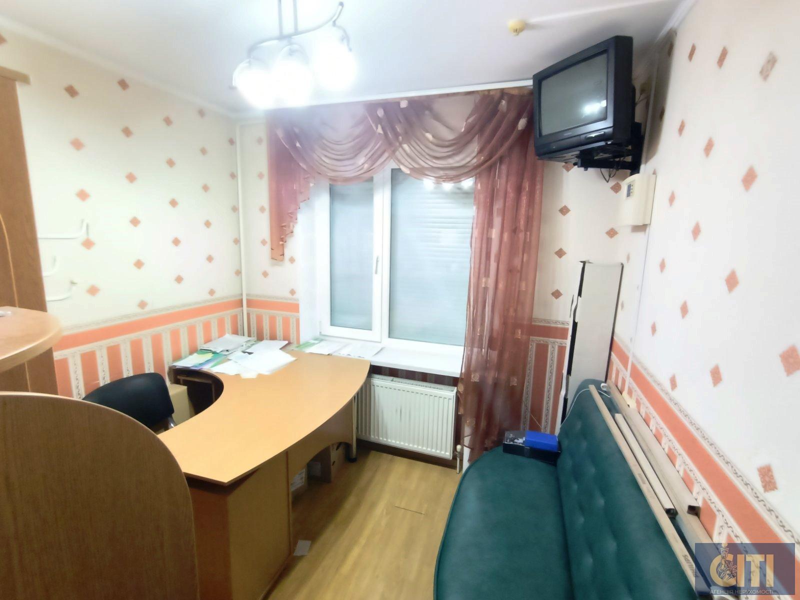 Сдам в аренду салон красоты в центральной части города по ул. Восточная, 120 м² Здам в оренду салон краси в центральній частині міста по вул. Східна, 120 м²