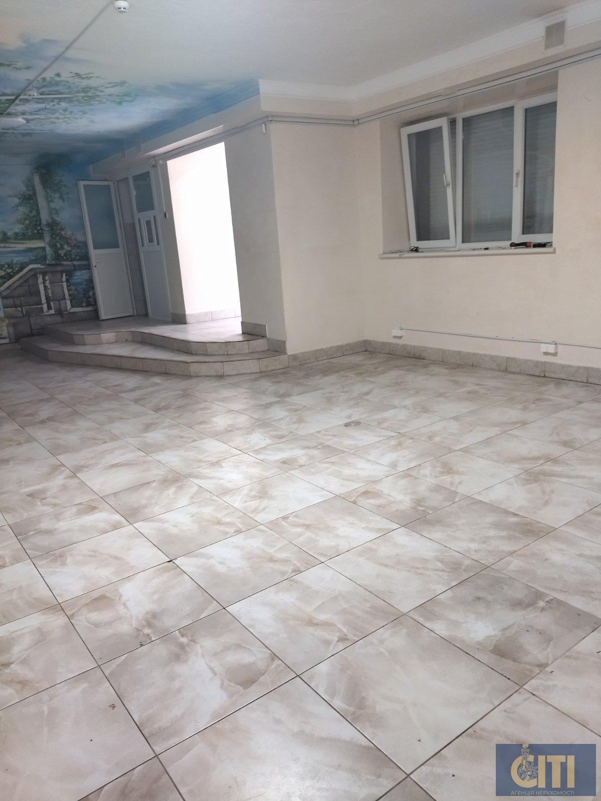 Аренда магазина, 200 кв.м., на ул. Большая Бердичевская Оренда магазину, 200 кв.м., на вул. Велика Бердичівська