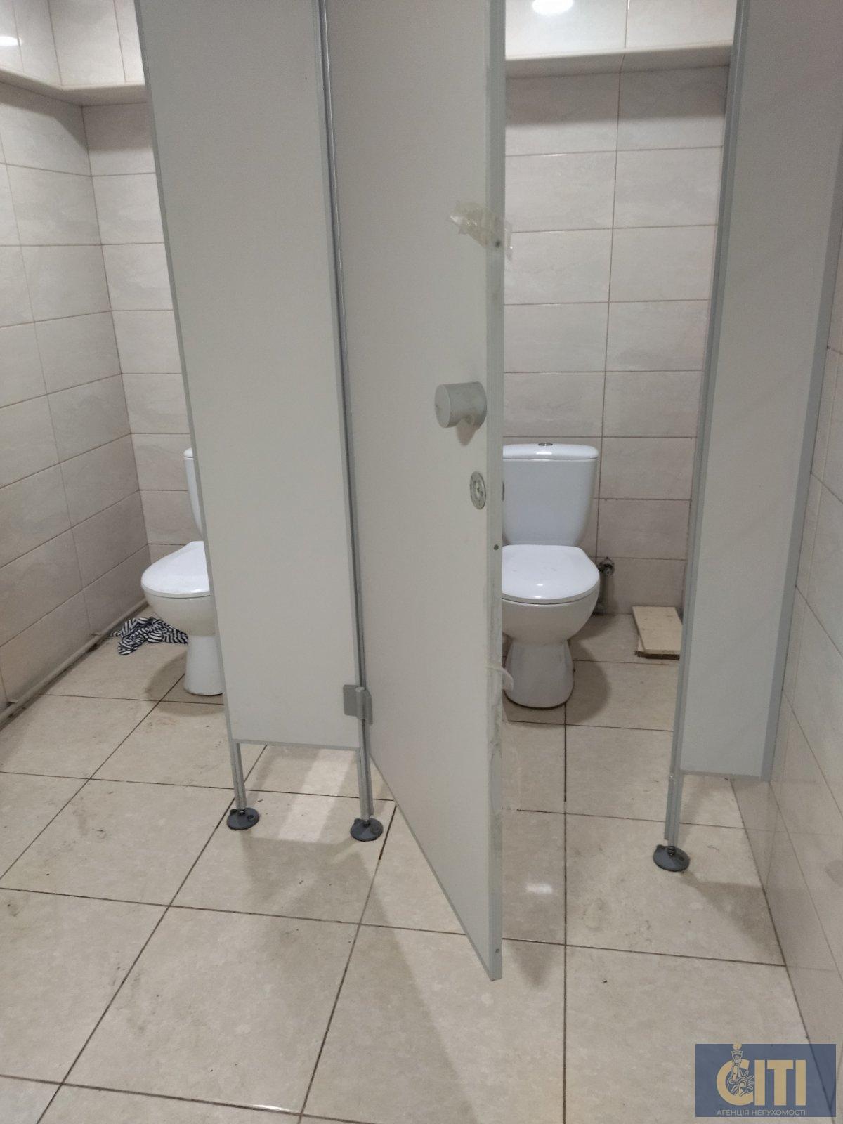 Оренда магазину, 200 кв.м., на вул. Велика Бердичівська