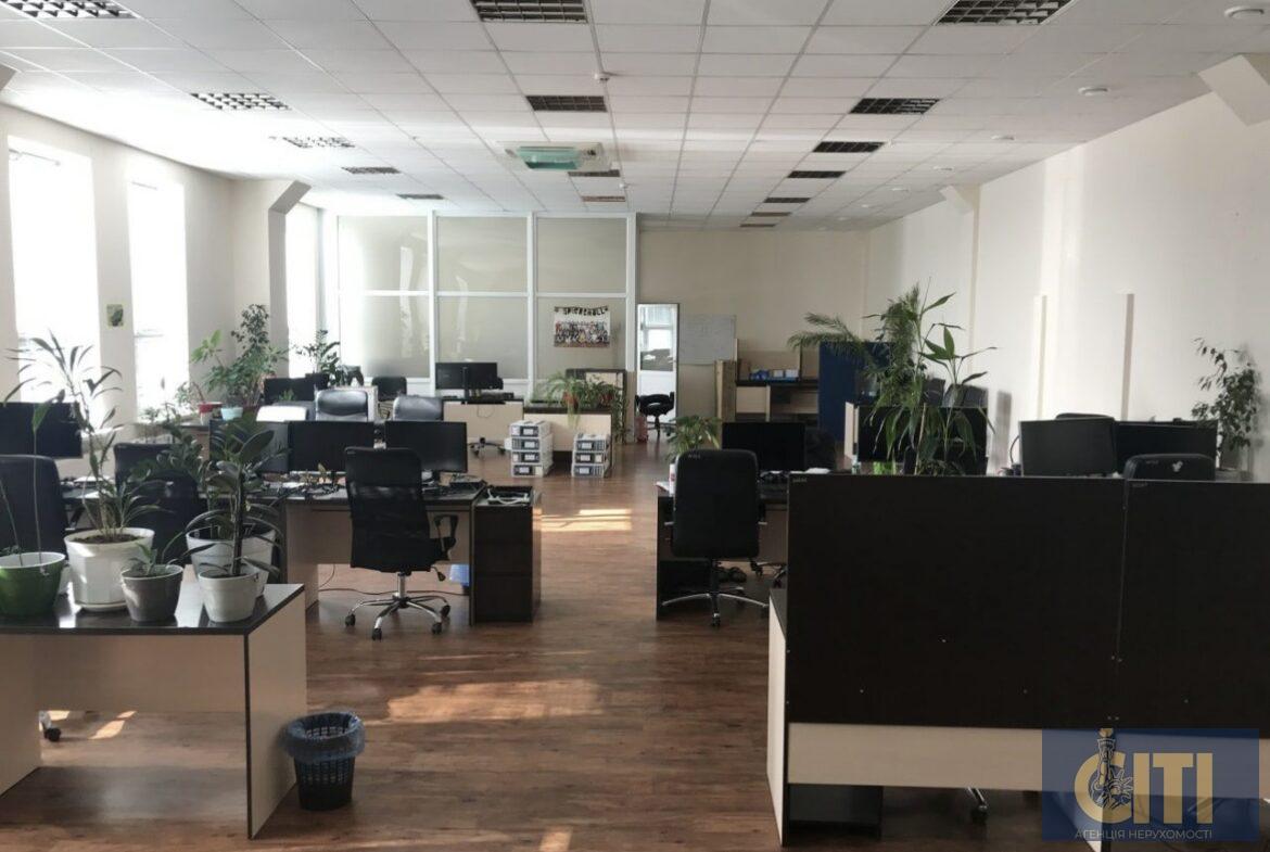 Офіс у Бізнес-центрі з розвиненою інфраструктурою, 80 кв. м.