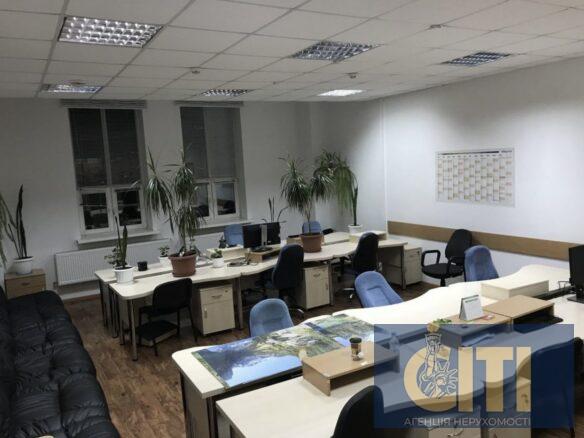 Офіс у Бізнес-центрі з розвиненою інфраструктурою, 80 кв. м.