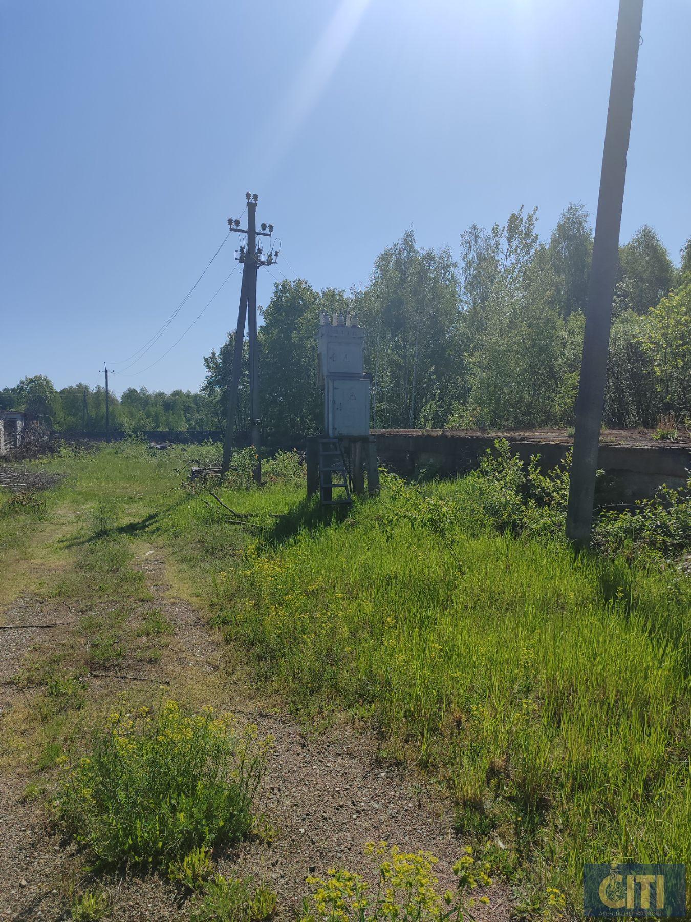 Продаж складських приміщень з рампою в Коростені, 425 кв.м.