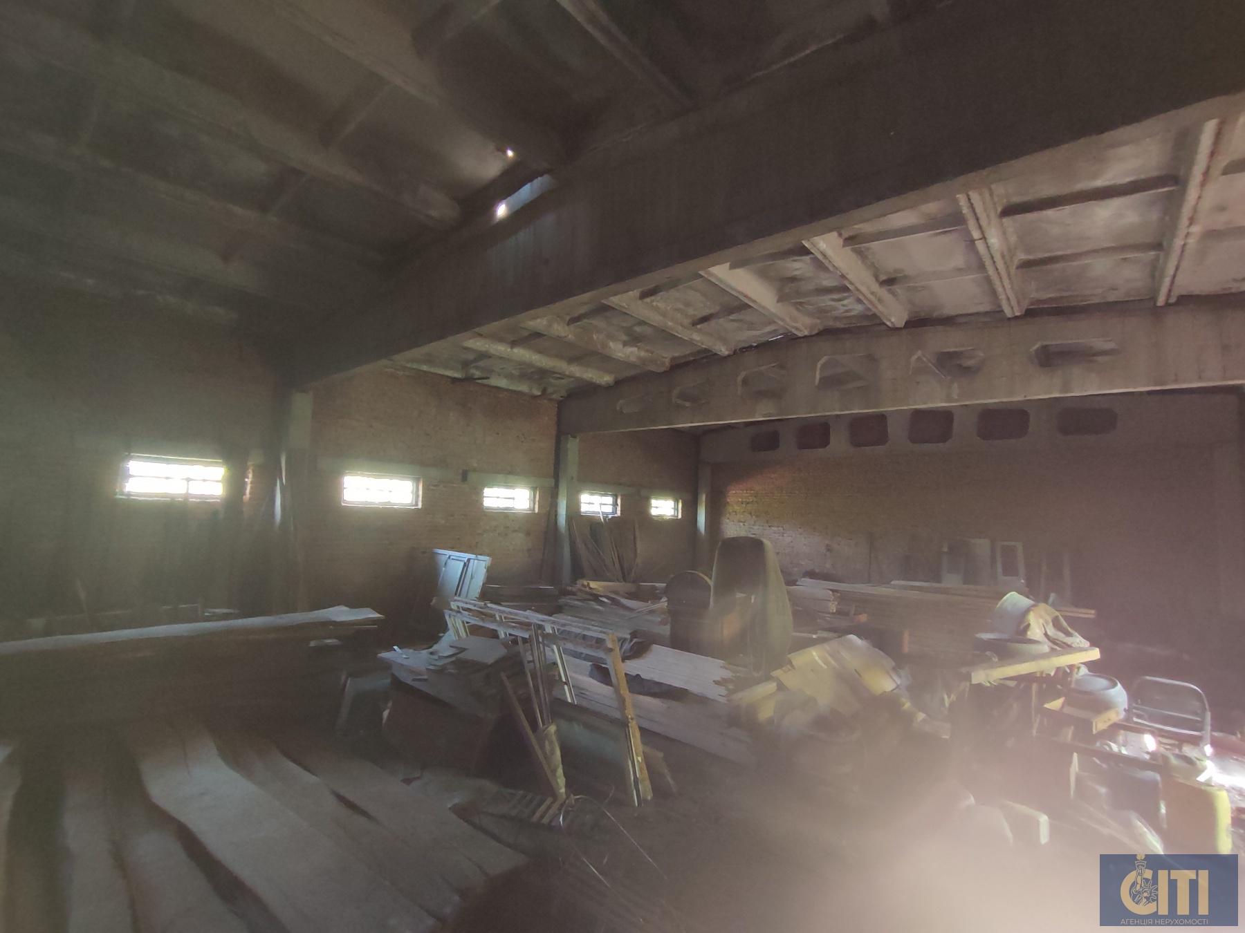 Продажа складских помещений с рампой в Коростене, 425 кв.м. Продаж складських приміщень з рампою в Коростені, 425 кв.м.