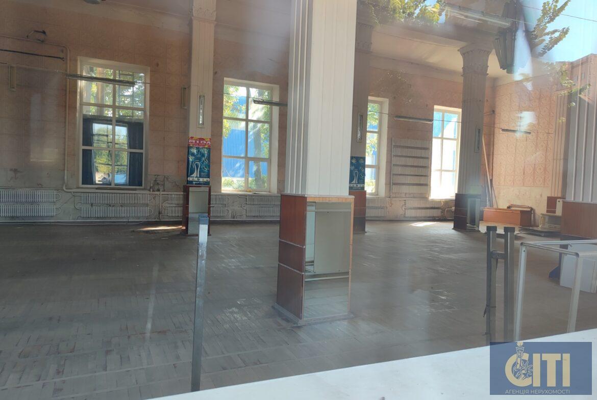 Оренда приміщення під спортивний клуб або склад, 400 кв.м