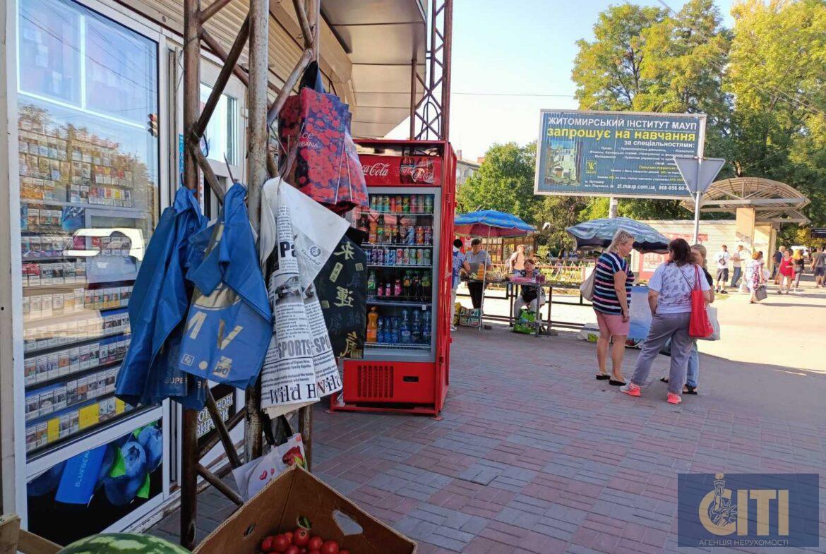 Оренда кіоску на Крошні, 20 м², фасад