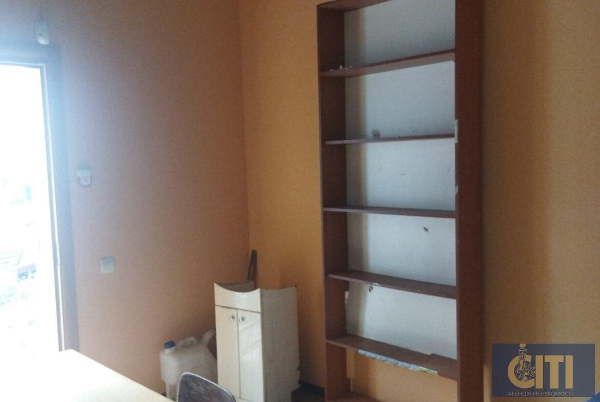 Приміщення під манікюрний кабінет на пл. Перемоги, 11,2 м²