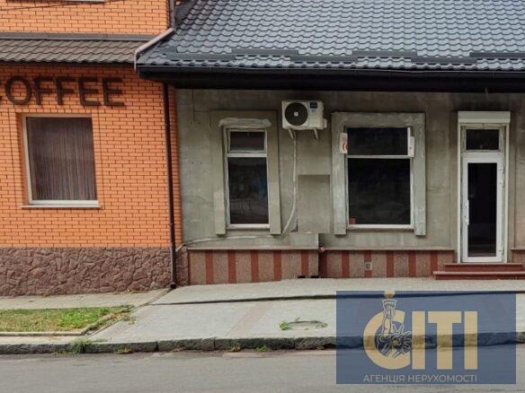 Продаж приміщення (магазин, офіс) у центрі міста, 35 кв.м