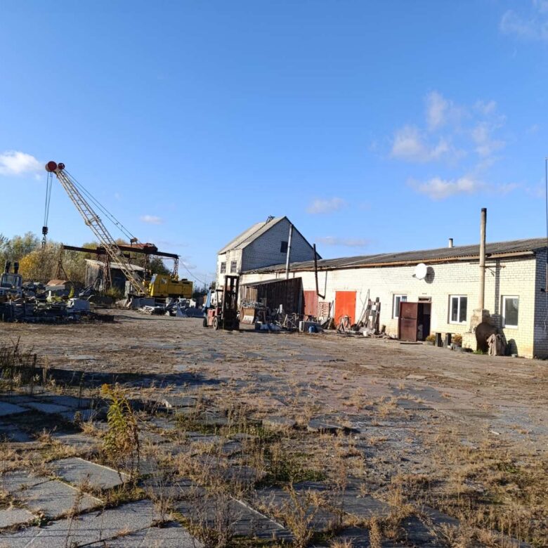 Здається в оренду промисловий комплекс з обробки каменю (ГРАНІТНИЙ ЦЕХ) у Коростишівському районі.