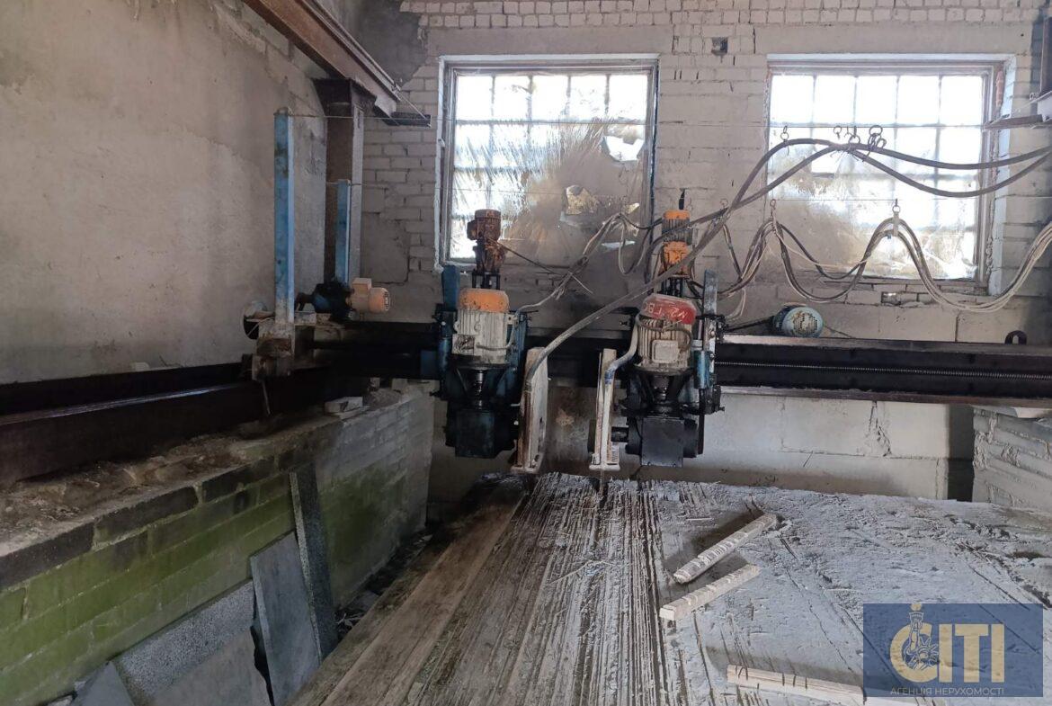 Здається в оренду промисловий комплекс з обробки каменю (ГРАНІТНИЙ ЦЕХ) у Коростишівському районі.