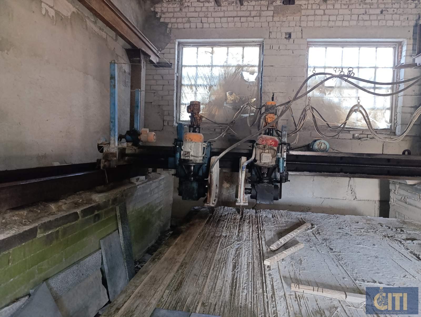 Здається в оренду промисловий комплекс з обробки каменю (ГРАНІТНИЙ ЦЕХ) у Коростишівському районі.