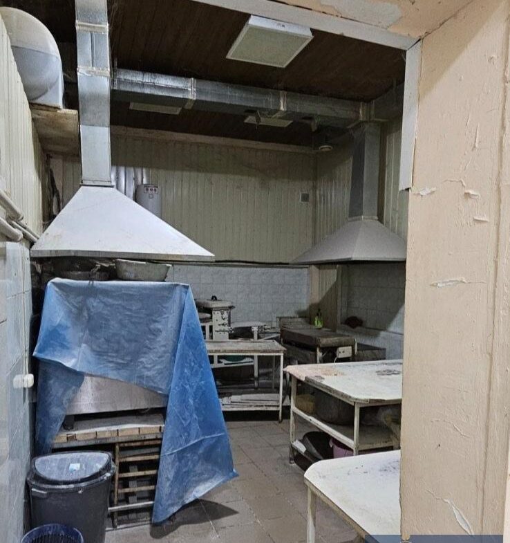 Приміщення площею 65 м² на території Житнього ринку