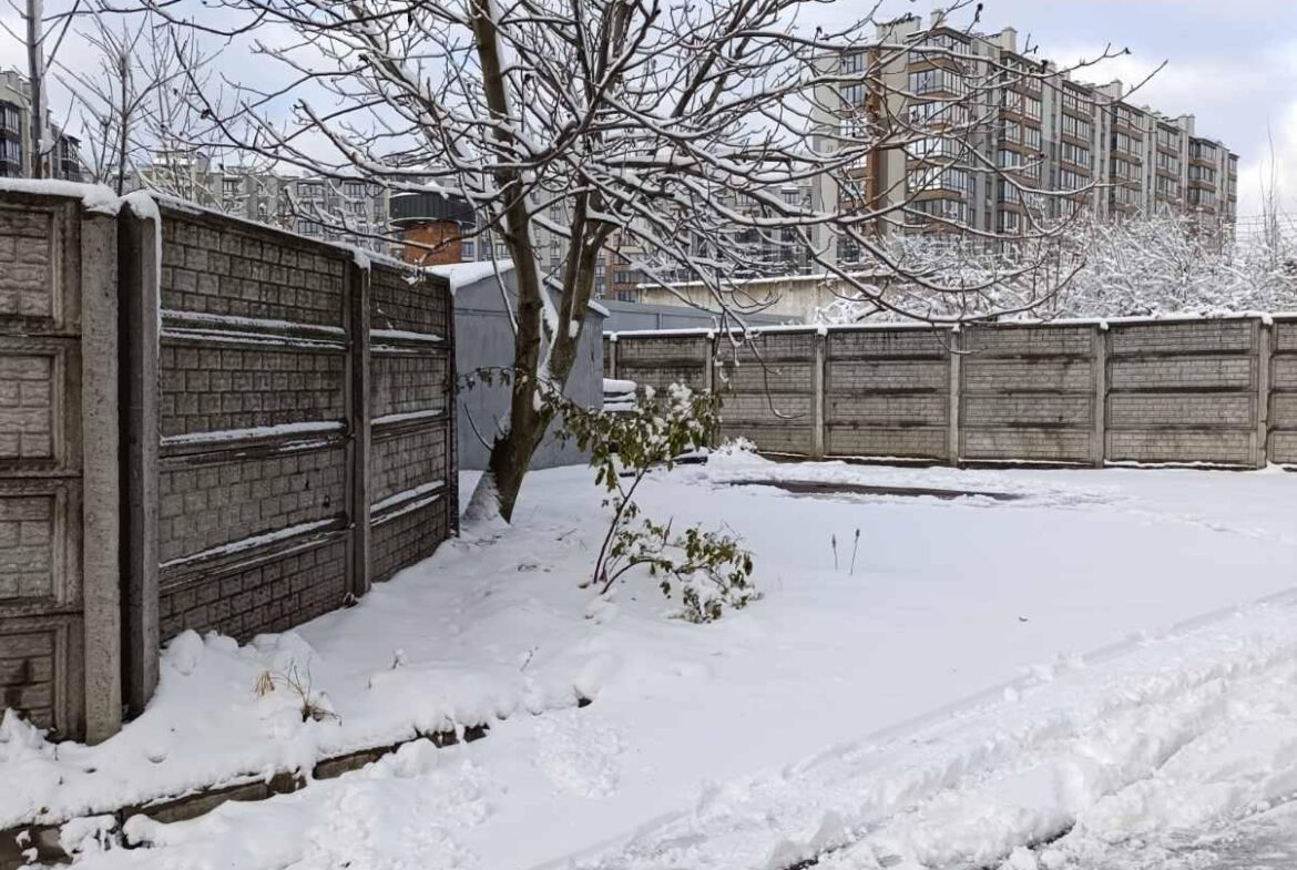 Продаж приміщення в центрі міста, район Сінного ринку, 620 кв.м