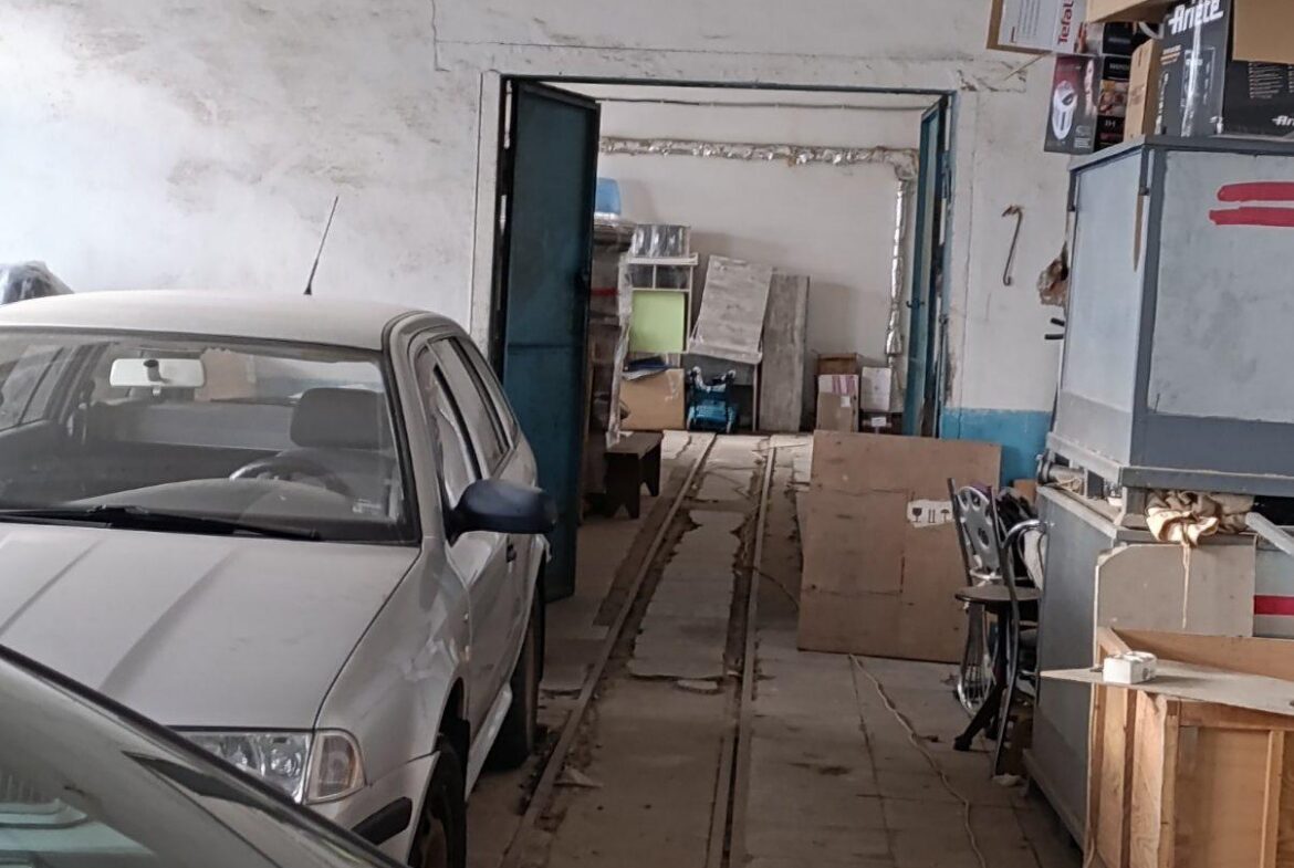 Продаж приміщення в центрі міста, район Сінного ринку, 620 кв.м