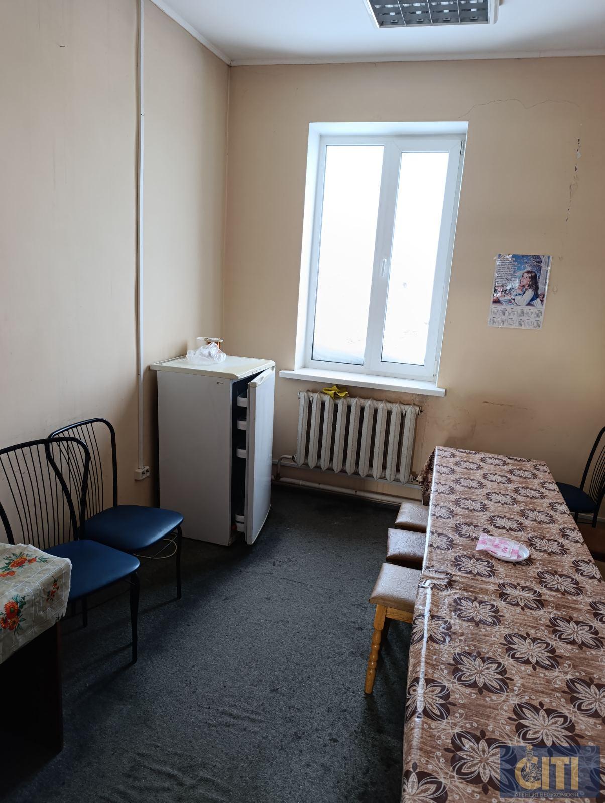 Продаж приміщення в центрі міста, район Сінного ринку, 620 кв.м Продаж приміщення в центрі міста, район Сінного ринку, 620 кв.м