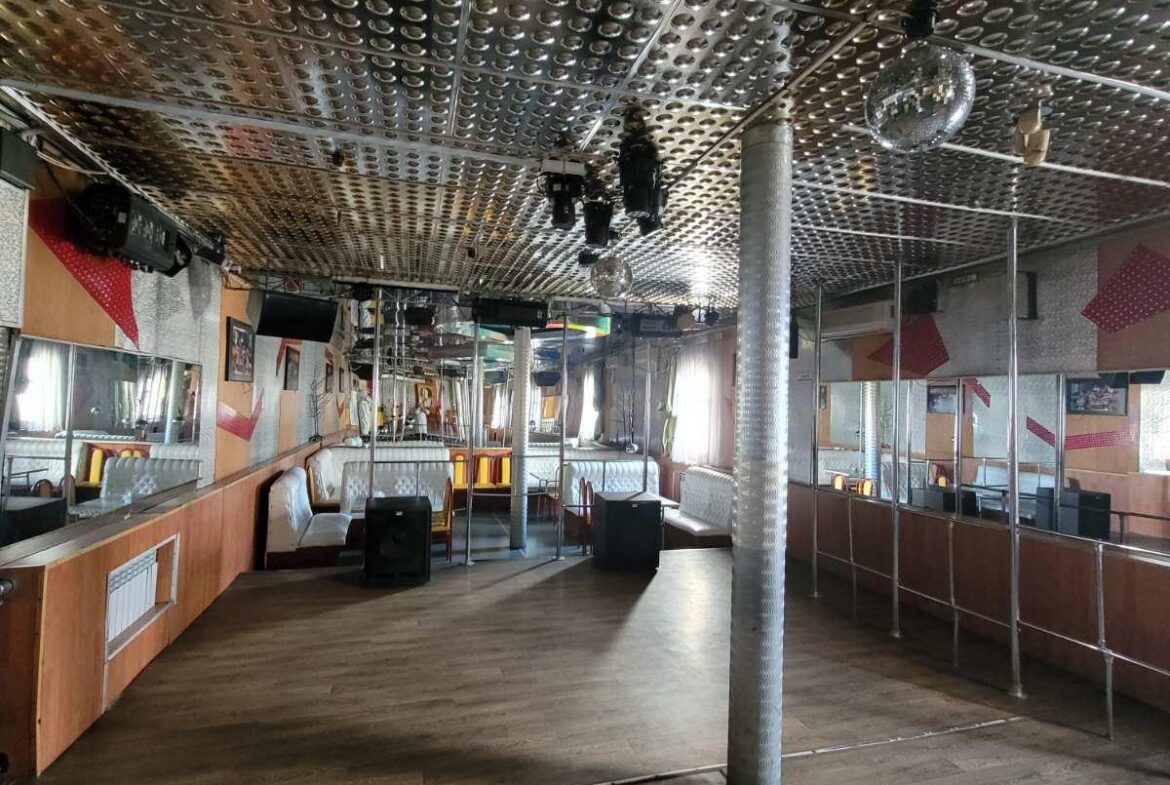 Здається в оренду нічний клуб, розташований у самому центрі міста Житомир.