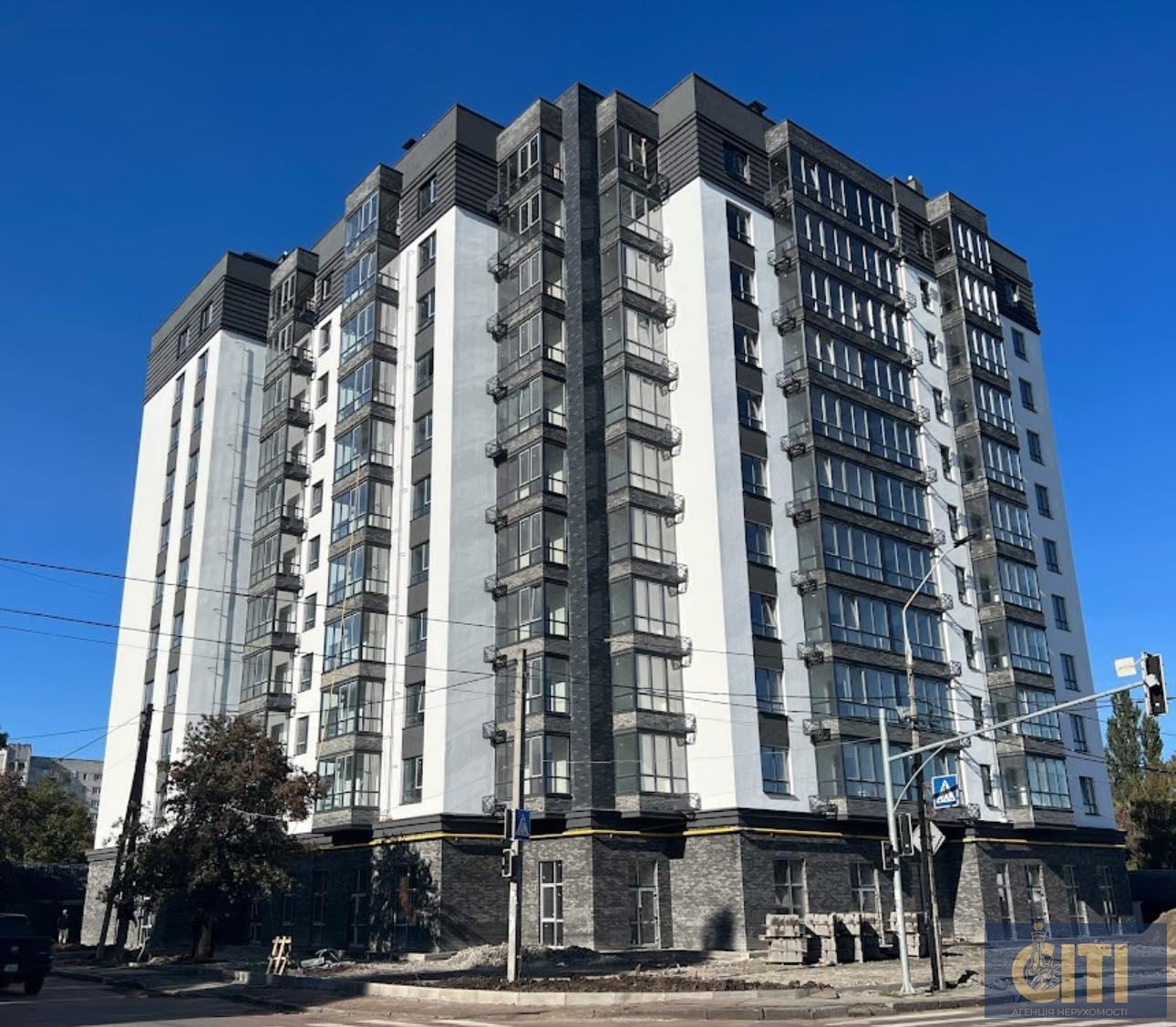 Оренда комерційного приміщення в Новобудові, 355 кв.м.