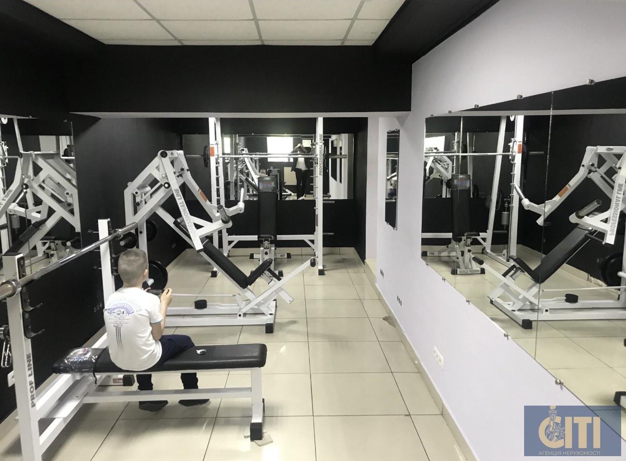 Продаж комерційного приміщення на вул.Шевченка, 210 м²